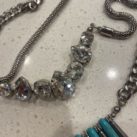 Faux turquoise necklace bundles - Picture 4 of 4